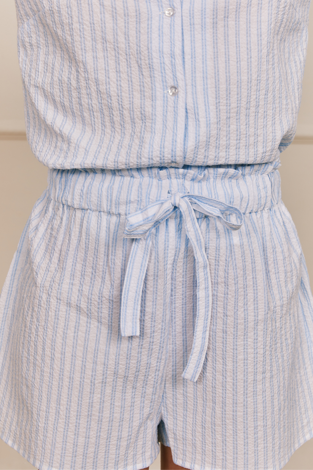 SHORT NAVY
